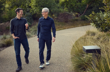 Tim Cook lascia il ruolo di CEO