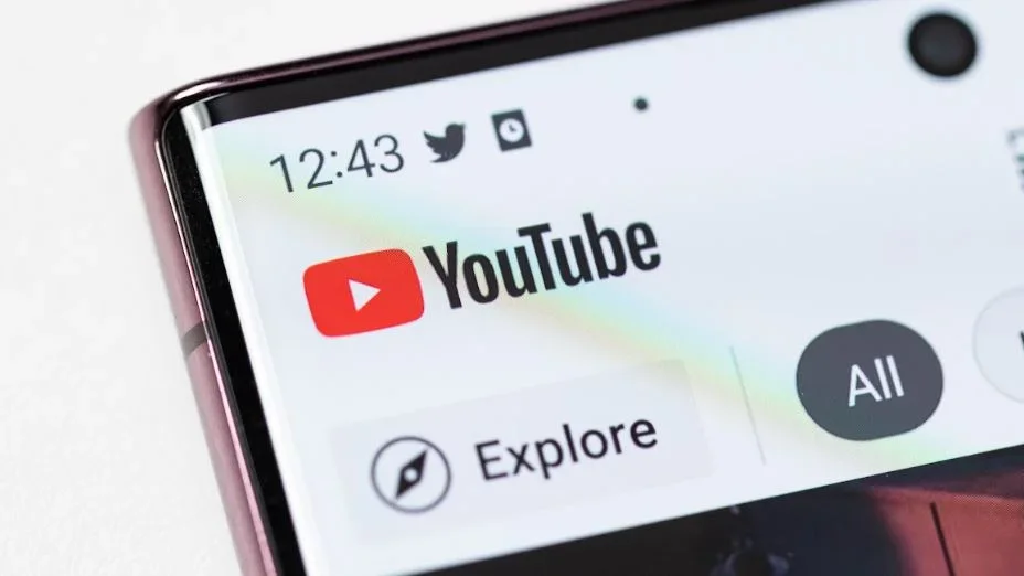 YouTube Premium: arrivano le nuove funzioni Auto Speed e On-the-go