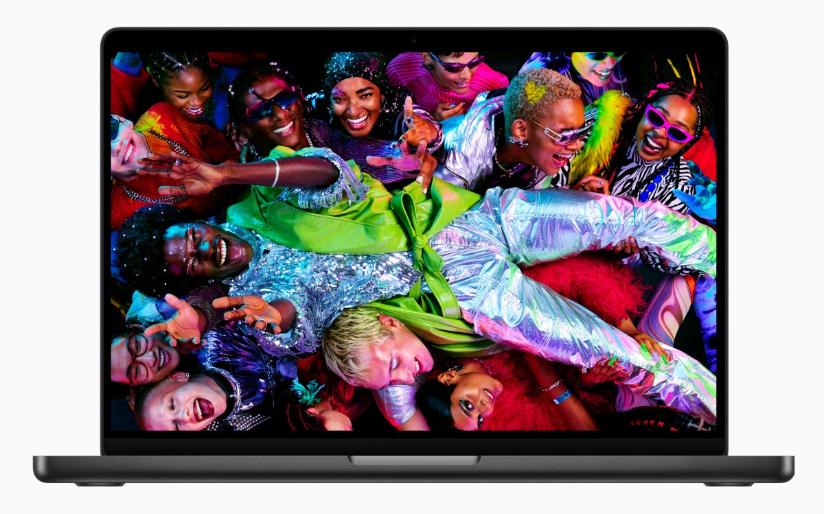 MacBook Pro OLED: la produzione degli schermi sarebbe pronta a partire