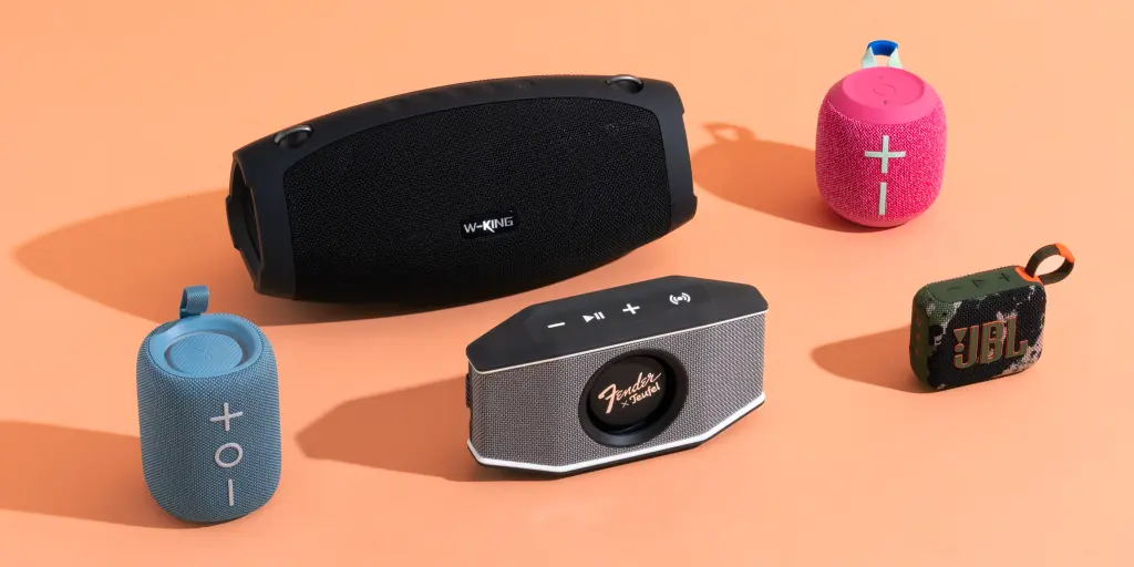 Forse è il caso di non chiamare “Bomb” il vostro dispositivo Bluetooth se viaggiate in aereo