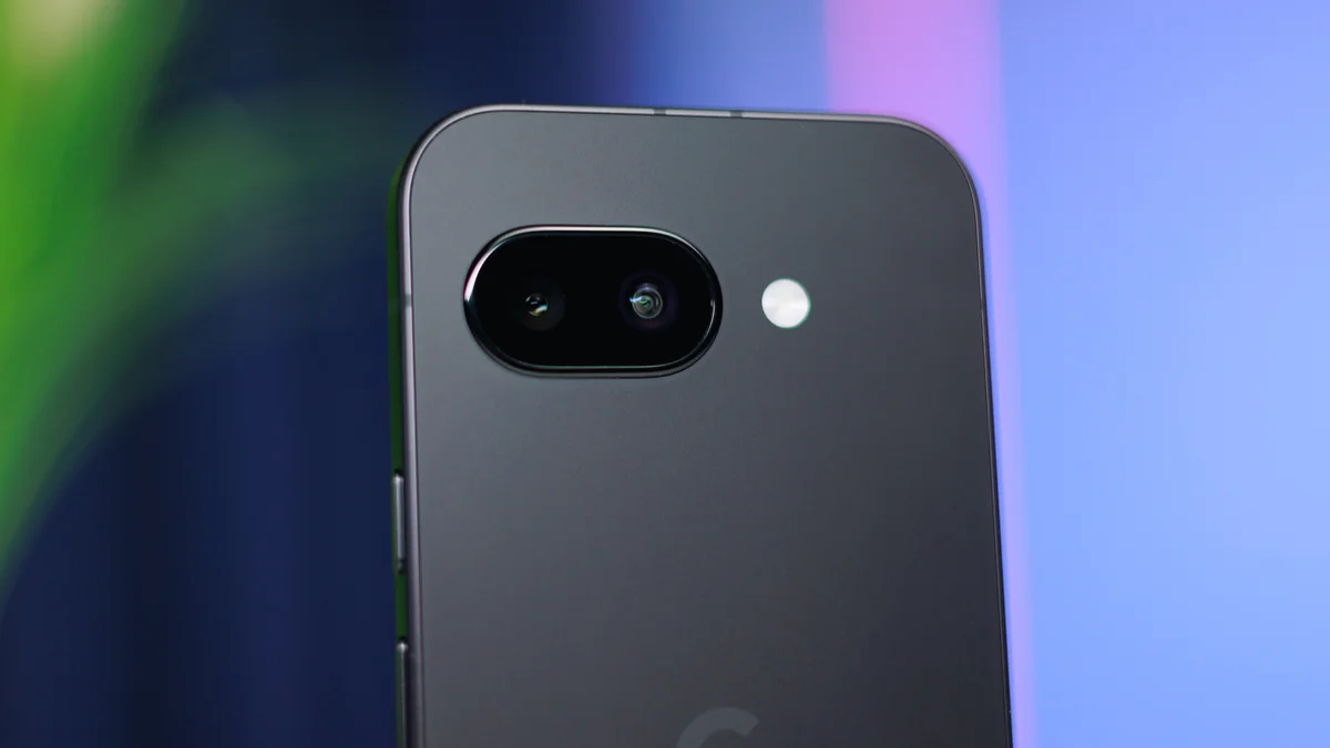 Pixel 11a: un leak svela batteria, display e processore