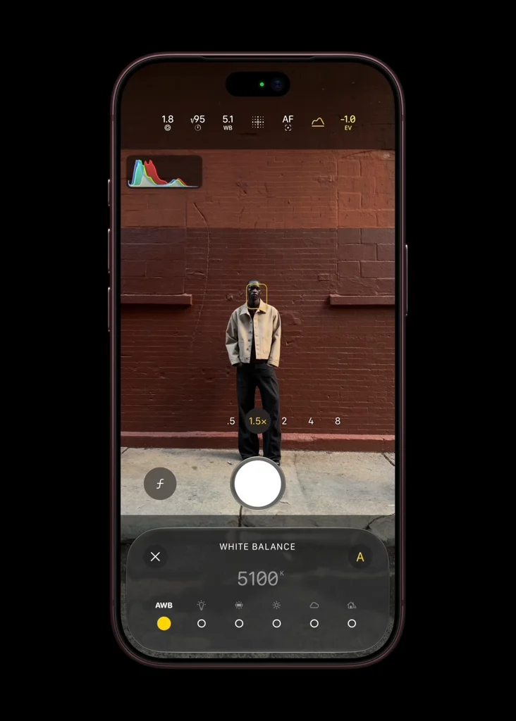 App Fotocamera di iPhone 18 Pro: il controllo del bilanciamento del bianco impostato su 5100 K