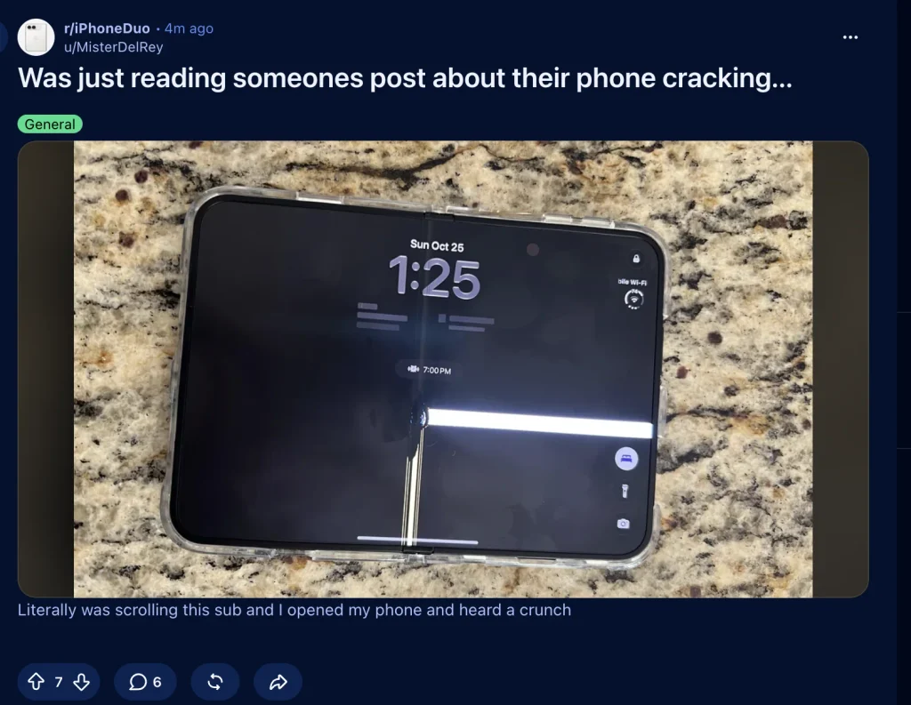 Una delle tante immagini pubblicate in rete di schermi rotti dell'iPhone DUO